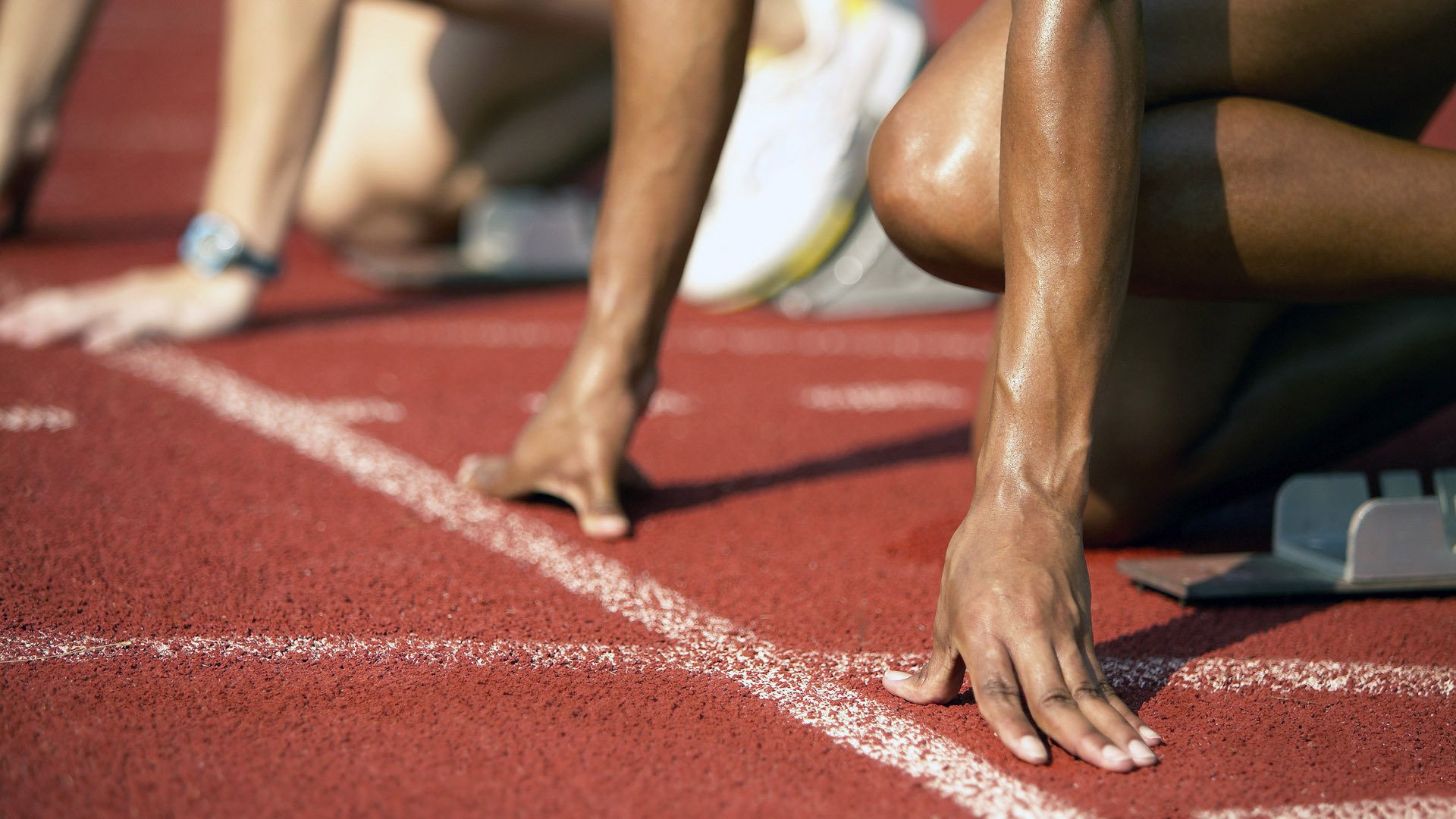 凯尔·查默斯男子100米自由泳决赛技术解析，100米自由泳历史最好成绩排名